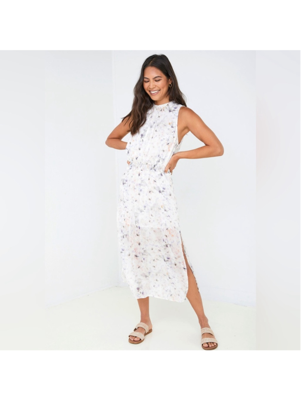 Bella Dahl Sleeveless Smocked Waist Midi Dress in Dusty Floral Print Size M